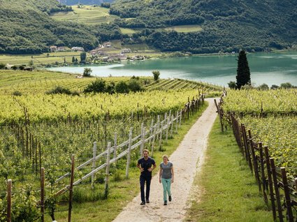 Ein Urlaub am Kalterer See voller Möglichkeiten Ein Urlaub am Kalterer See voller Möglichkeiten